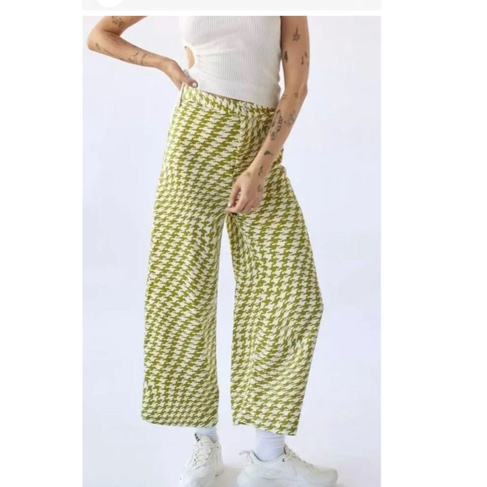 Urban Outfitters Wide Leg Palazzo Green Satin Geometric Pants Size Medium NWT - Picture 2 of 8